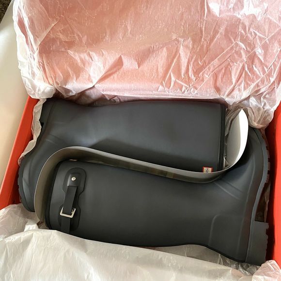 HUNTER Original Tour Matte Packable Tall Rain Boot - Picture 3 of 8